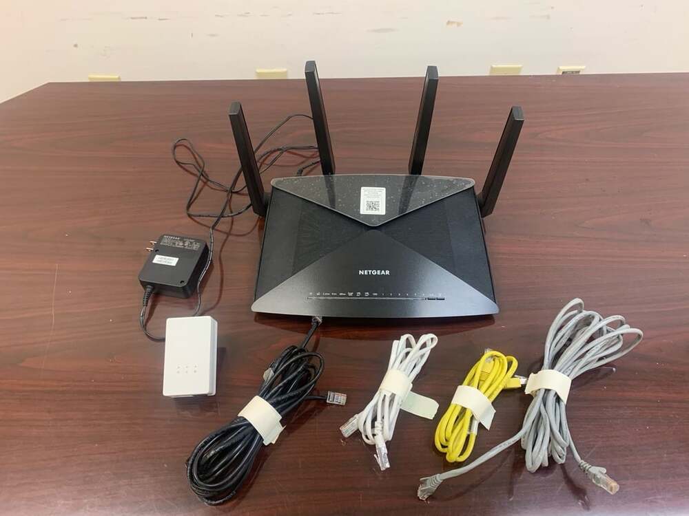 Netgear Nighthawk X10 AD7200 Smart WiFi Router R9000